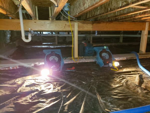 Crawlspace Water Removal in Lilburn